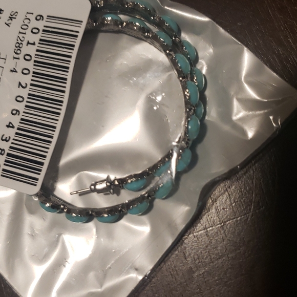 New boutique retro turquoise earrings - Picture 6 of 6